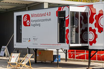 Digitalisierung zum Anfassen - Führungen durch das Mittelstand 4.0 -Mobil-Kompetenzzentrum Augsburg
